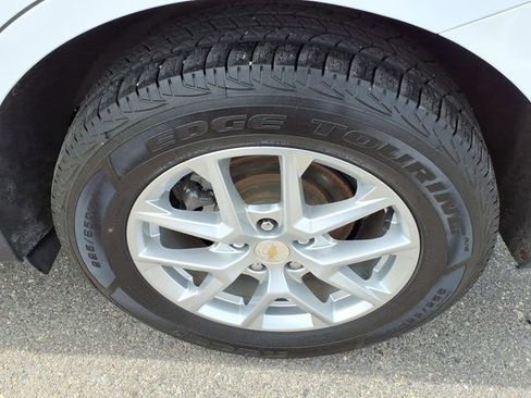 Used 2022 Chevrolet Equinox LT image 9