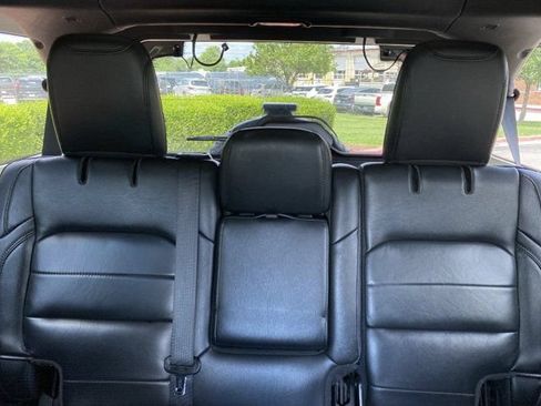 Used 2021 Jeep Wrangler Unlimited Sahara AWD/4WD image 27