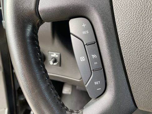 Used 2022 GMC Savana 3500 w/ Power Convenience Package image 23