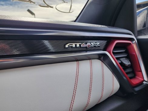 New 2026 GMC Canyon AT4X image 39