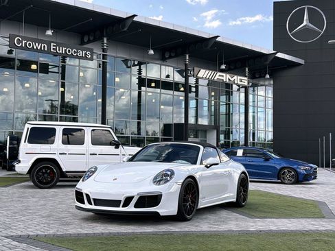 Used 2019 Porsche 911 Targa 4 GTS AWD/4WD image 1