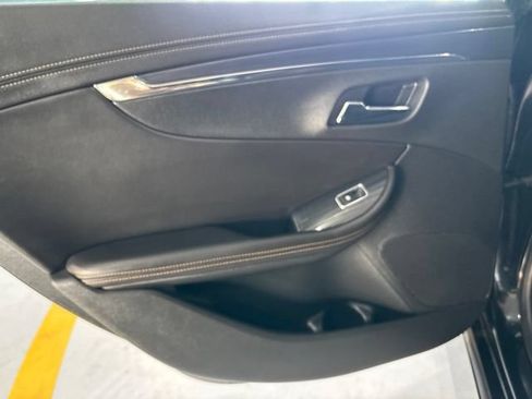 Used 2017 Chevrolet Impala Premier FWD image 30