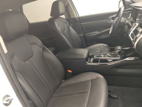 Used 2022 Kia Sorento SX image 21