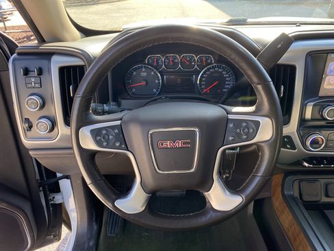 Used 2017 GMC Sierra 1500 SLT image 10