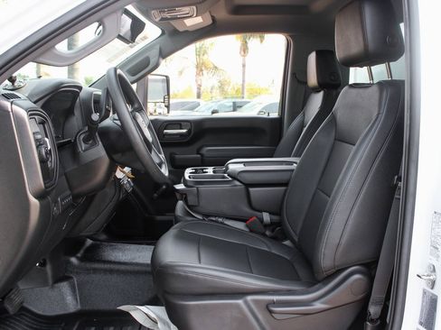 Used 2022 Chevrolet Silverado 3500 W/T image 20