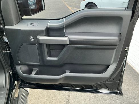 Used 2018 Ford F150 XLT w/ Equipment Group 302A Luxury RWD image 26