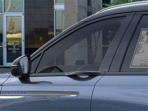 New 2026 Lincoln Nautilus Reserve image 20