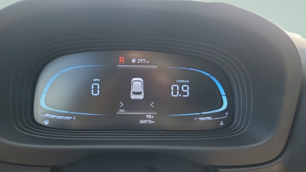 Certified 2023 Hyundai Venue SEL FWD image 23