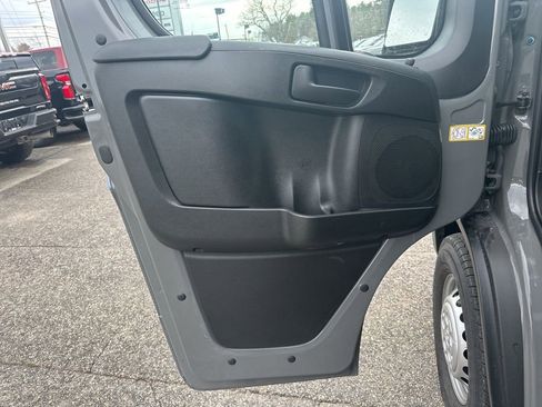 New 2026 RAM ProMaster 2500 image 11