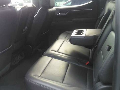 Used 2025 GMC Sierra 1500 SLT RWD image 12