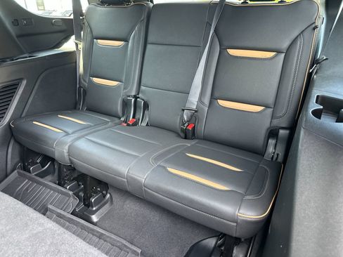 Used 2023 GMC Yukon AT4 w/ AT4 Premium Plus Package AWD/4WD image 16
