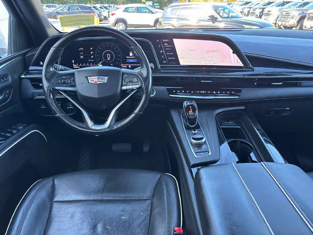 Used 2021 Cadillac Escalade Sport w/ LPO, ONYX Package AWD/4WD image 12