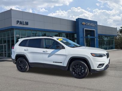 Used 2023 Jeep Cherokee Altitude Lux