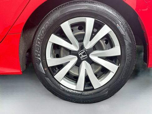 Certified 2023 Honda Civic LX image 31