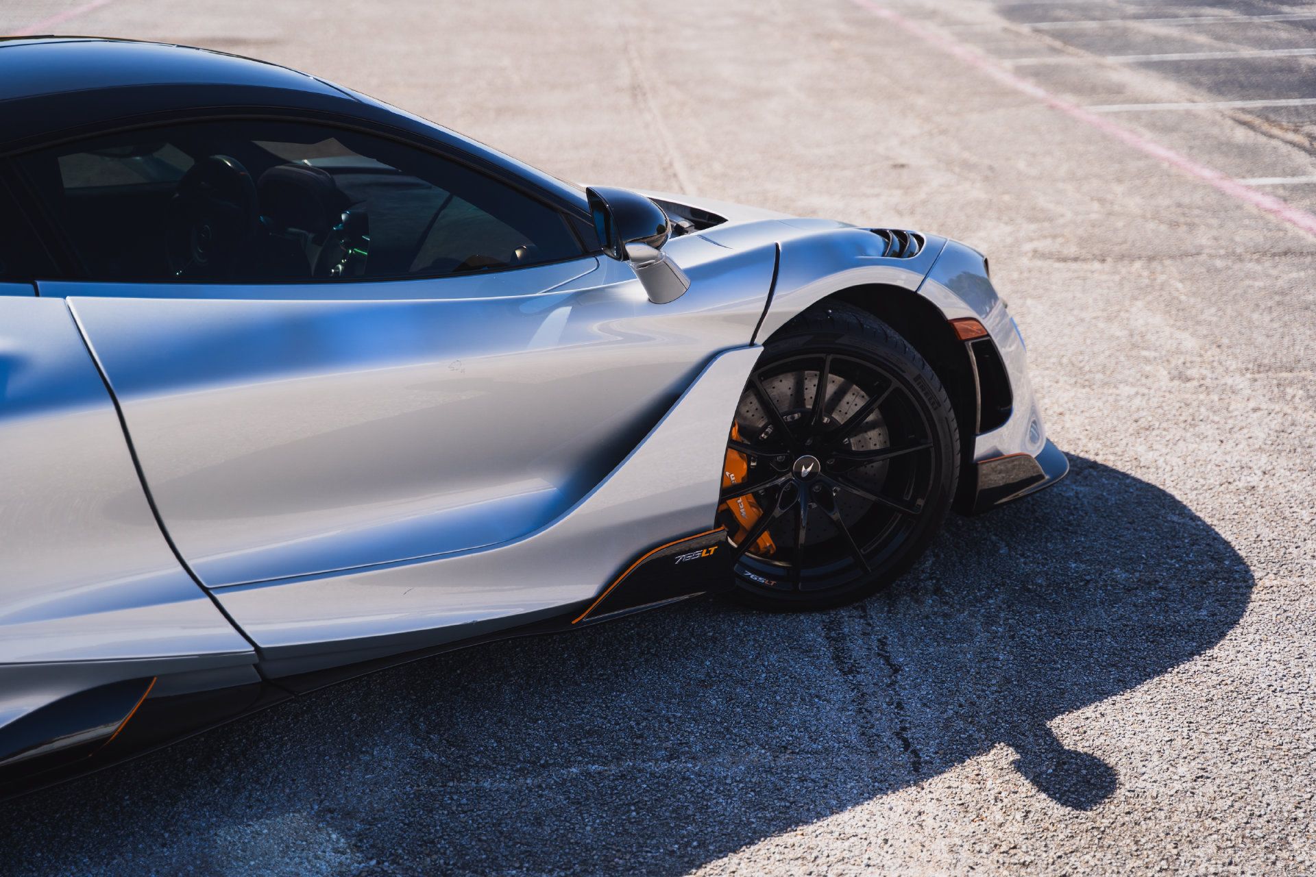 Used 2021 McLaren 765LT RWD image 38