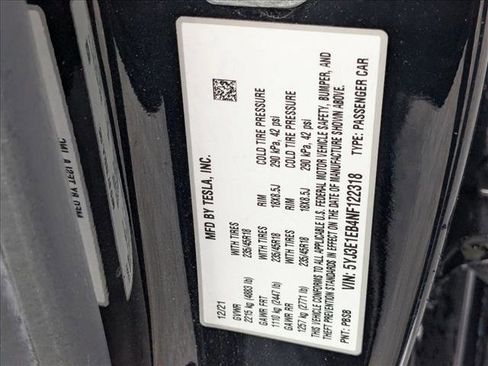 Used 2022 Tesla Model 3 Long Range image 26