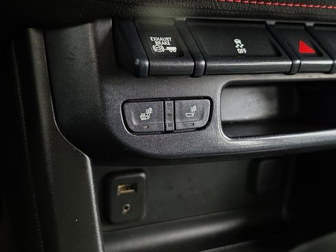 Used 2018 GMC Canyon All Terrain w/ Trailering Package AWD/4WD image 21