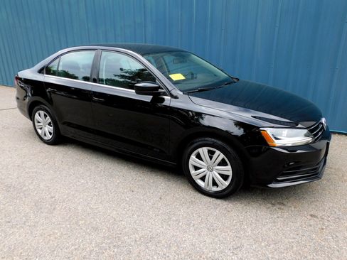 Used 2017 Volkswagen Jetta S FWD image 7