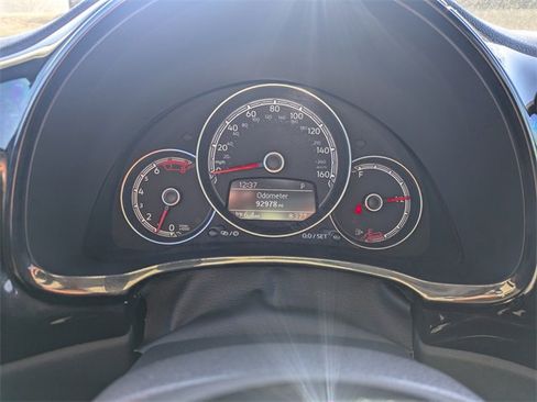 Used 2017 Volkswagen Beetle 1.8T S image 25