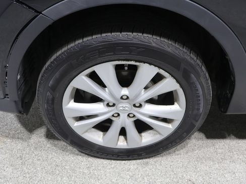 Used 2013 Toyota RAV4 Limited AWD/4WD image 9