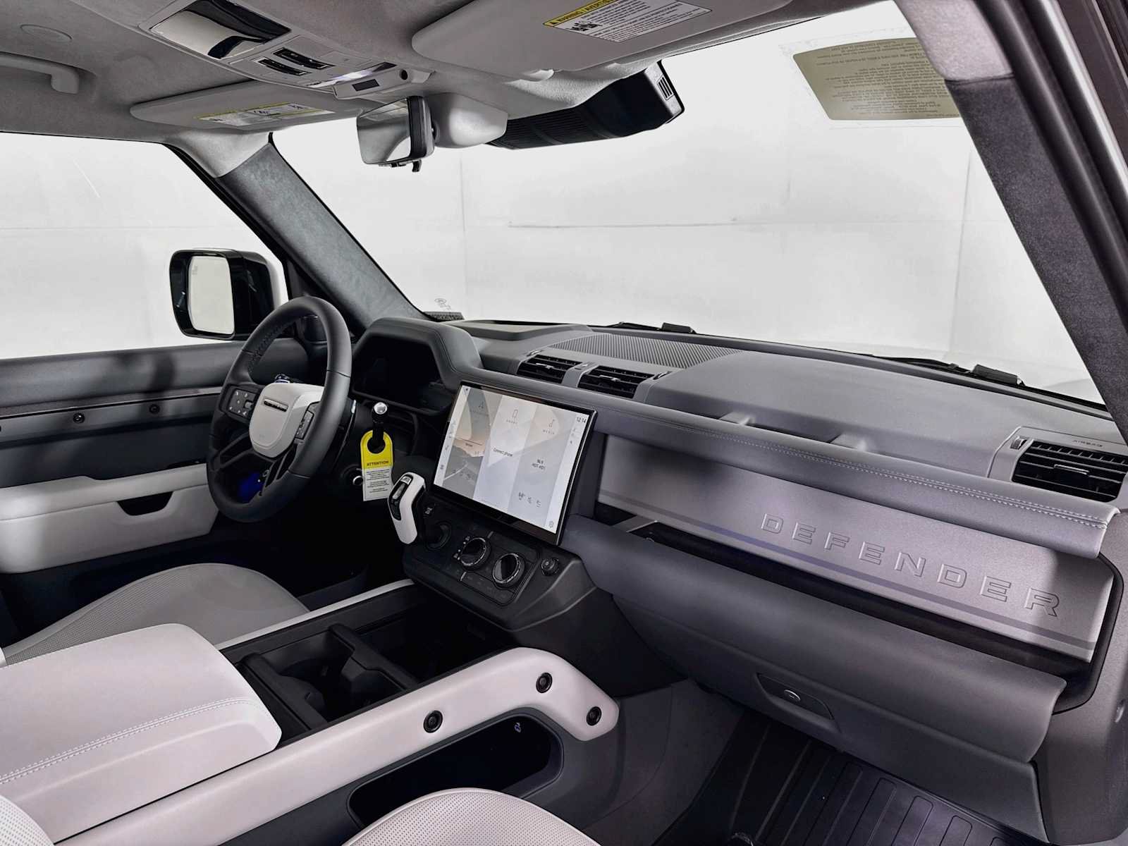 New 2026 Land Rover Defender 110 OCTA AWD/4WD image 28