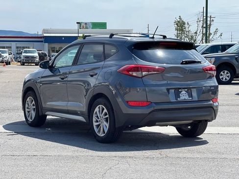 Used 2017 Hyundai Tucson SE w/ SE Popular Package 02 AWD/4WD image 6