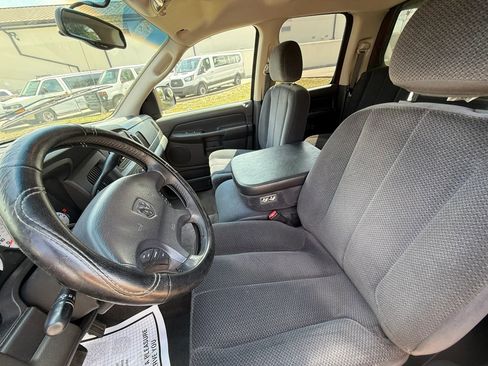 Used 2002 Dodge Ram 1500 Truck 2WD Quad Cab image 11