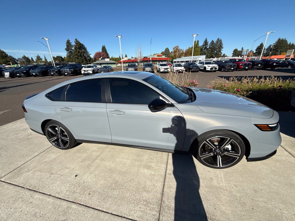 Used 2026 Honda Accord Sport image 4