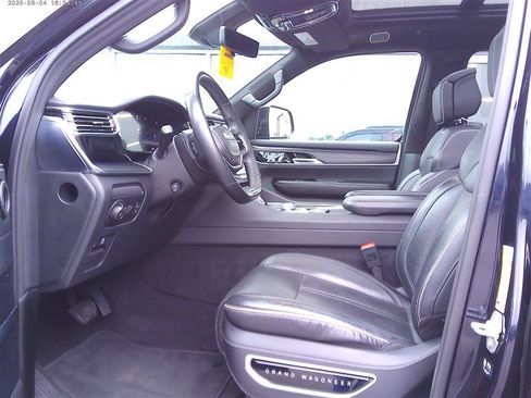 Used 2024 Jeep Grand Wagoneer L Series II w/ Quick Order Packagew 28T AWD/4WD image 5