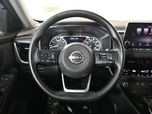 Used 2022 Nissan Rogue SV AWD/4WD image 34
