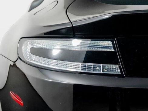 Used 2015 Aston Martin V8 Vantage GT RWD image 12