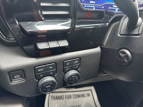 Used 2022 Chevrolet Silverado 1500 ZR2 w/ Technology Package image 34