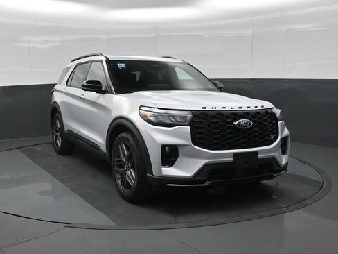 New 2026 Ford Explorer ST w/ Sun And Sound Package AWD/4WD image 2