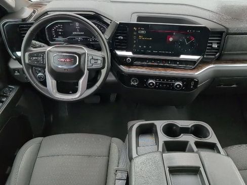 Certified 2024 GMC Sierra 1500 SLE RWD image 4
