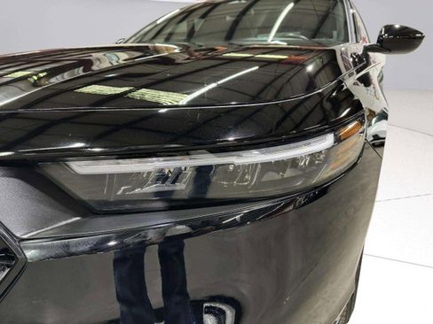 Used 2024 Honda Accord Sport image 9