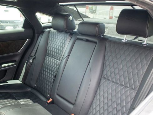 Used 2019 Jaguar XJ L Portfolio RWD image 28