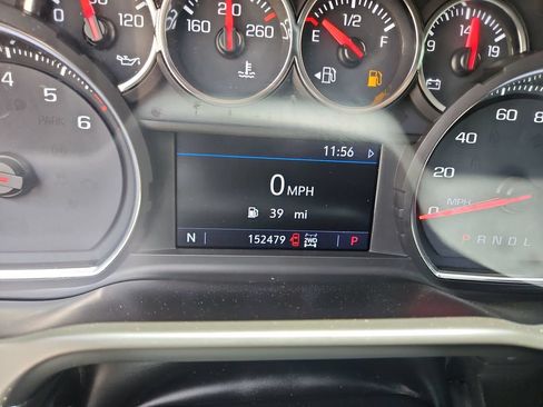 Used 2019 Chevrolet Silverado 1500 RST AWD/4WD image 17