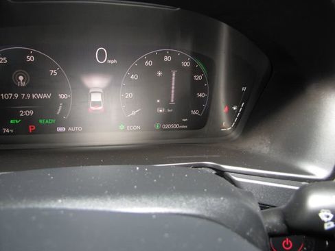 Certified 2025 Honda Accord Sport image 4
