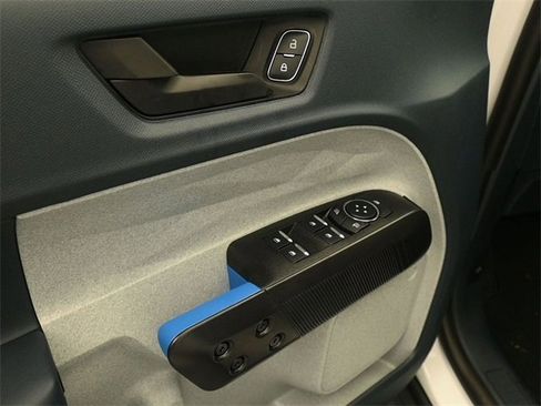 New 2025 Ford Maverick XLT image 13