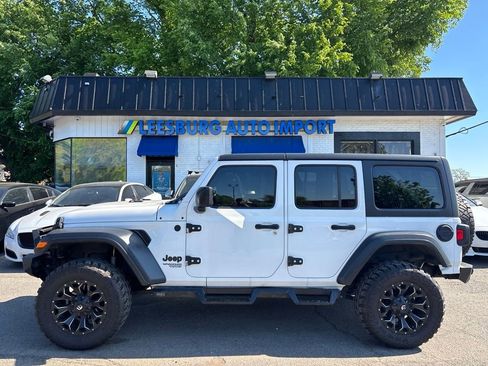 Used 2018 Jeep Wrangler Unlimited Sport S AWD/4WD image 4