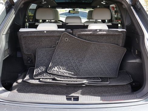 Used 2019 Volkswagen Tiguan SEL Premium R-Line image 23