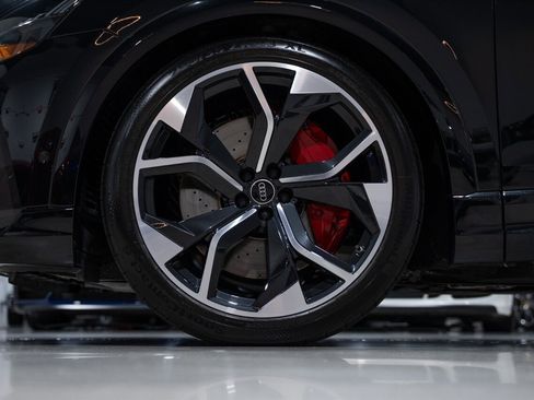 Used 2024 Audi RS Q8 AWD/4WD image 11