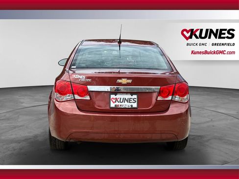 Used 2012 Chevrolet Cruze LS FWD image 7