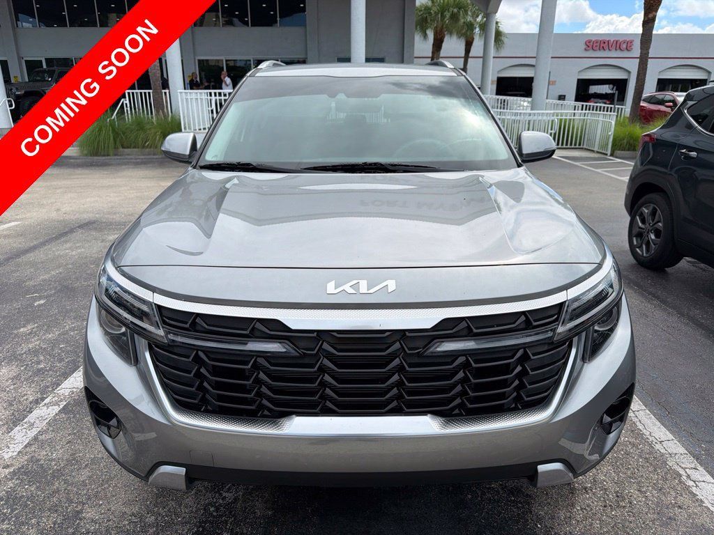 Certified 2024 Kia Seltos S AWD/4WD image 2