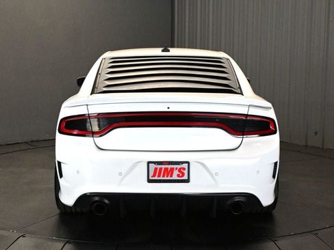 Used 2019 Dodge Charger R/T w/ Plus Group RWD image 6