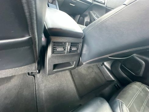 Used 2024 Mitsubishi Outlander SE AWD/4WD image 29