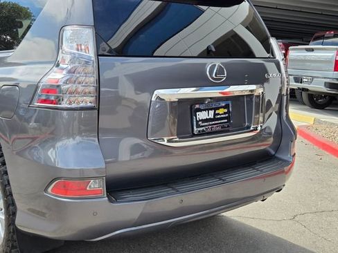Used 2016 Lexus GX 460 w/ Premium Package image 5