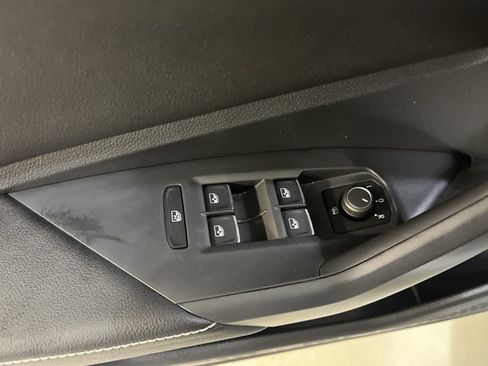 Certified 2024 Volkswagen Jetta Sport FWD image 18