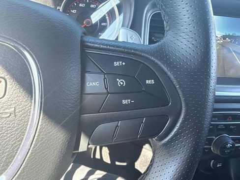 Used 2019 Dodge Charger SXT image 30