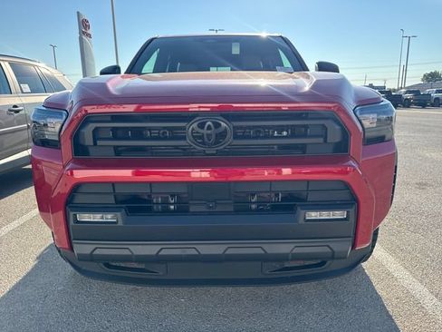New 2026 Toyota 4Runner SR5 AWD/4WD image 2